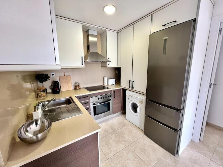 Acogedor Apartamento Entero Terrassa Extérieur photo
